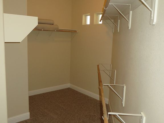 walk in closet