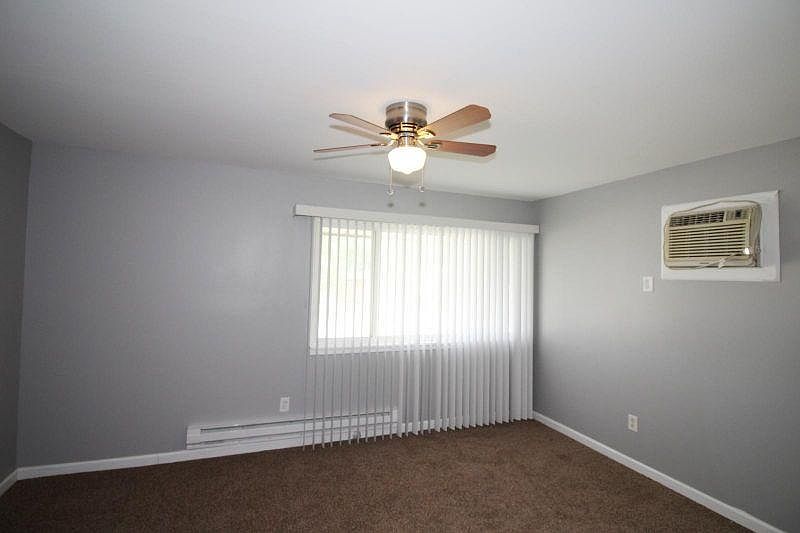 30789 Krauter St Garden City MI Zillow