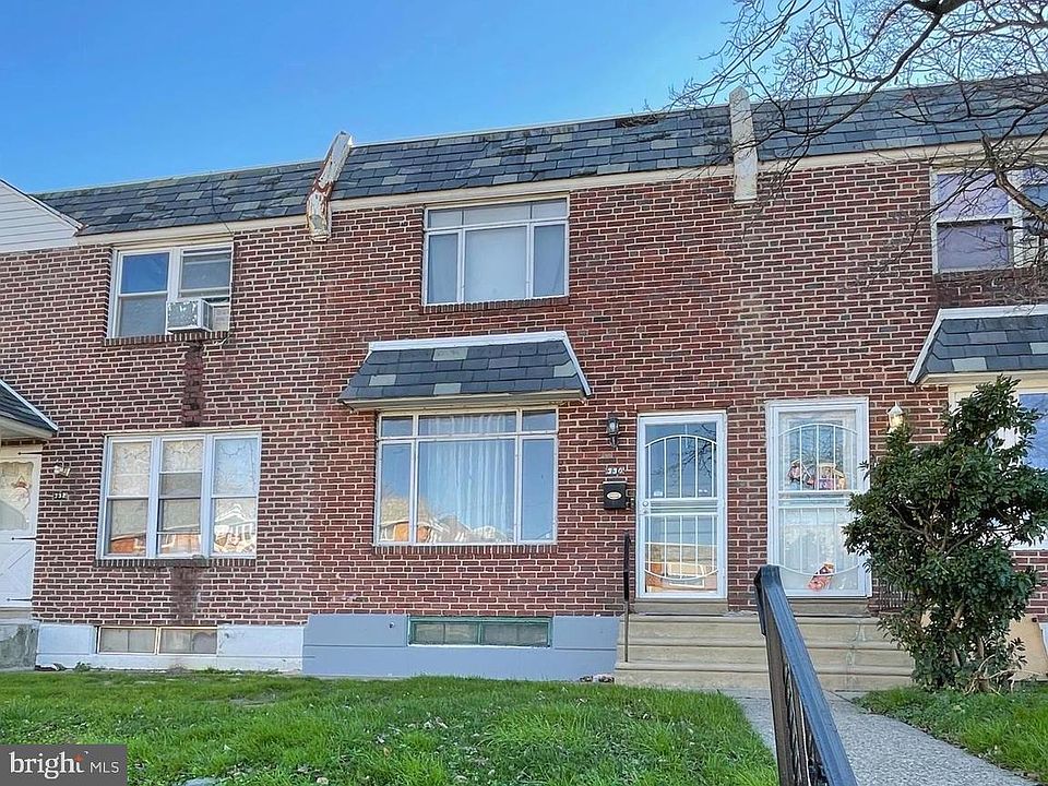 1st image of 330 E Ashdale St