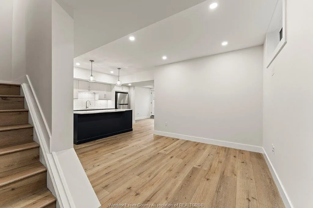 1 bed, $1,895 — Photo 4