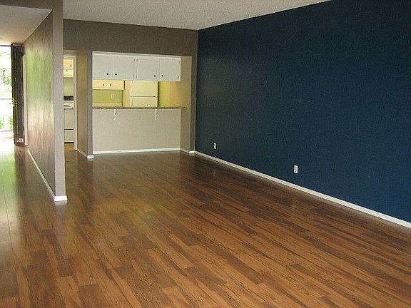 2nd image of 700 W 7th Ave Unit 102