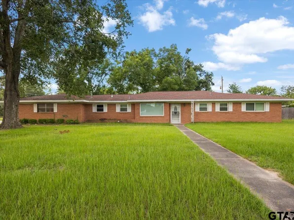 1201 Johnson Dr, Rusk, TX 75785