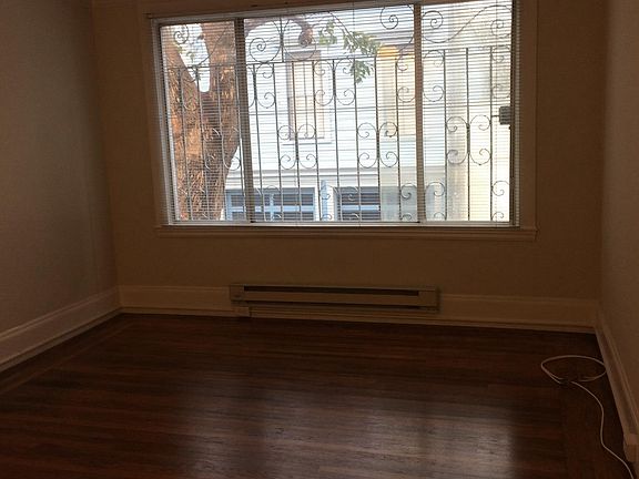 4th image of 725 Grove St APT 9
