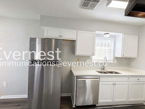 4th image of 6654 Laughlin Dr