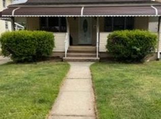 70 E Somerset St, Raritan, NJ 08869
