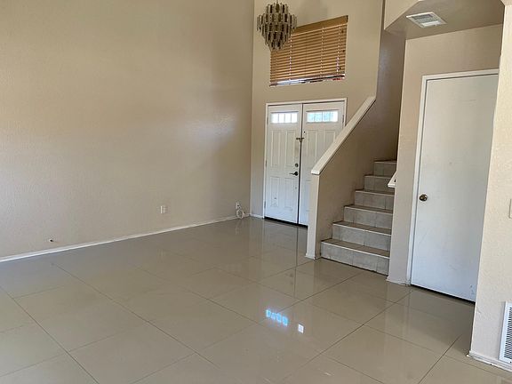 5th image of 8422 Dove Creek Trl