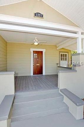 2nd image of 1221 E Chelsea St