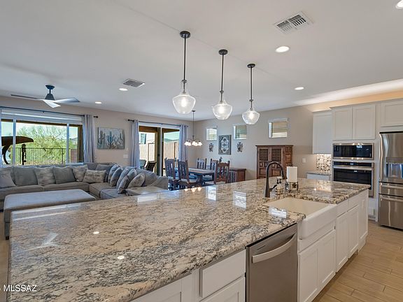 5th image of 7738 W Laurel Ln