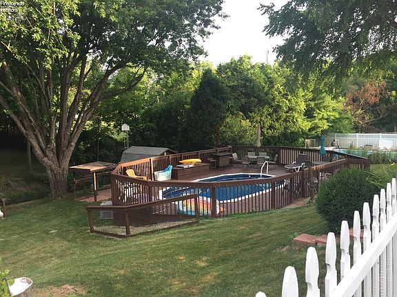 3rd image of 4703 Kingsley Cir W