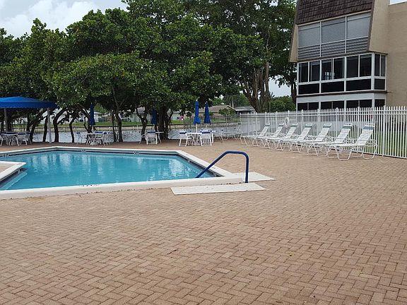 4th image of 9301 Lime Bay Blvd APT 209