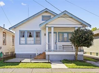 724 Greenwood Dr, New Orleans, LA 70124
