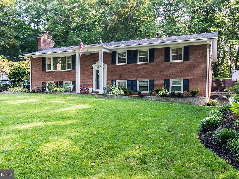 1st image of 4913 Tunlaw St