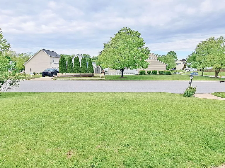 58 Frock Dr — Photo 52