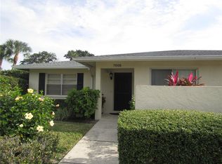 7008 W Country Club Dr N #136, Sarasota, FL 34243