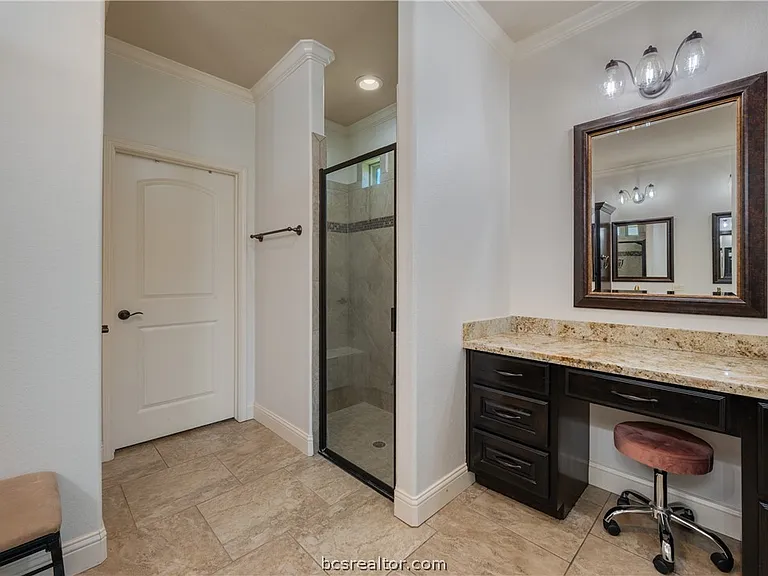 3301 Covington Ct — Photo 13
