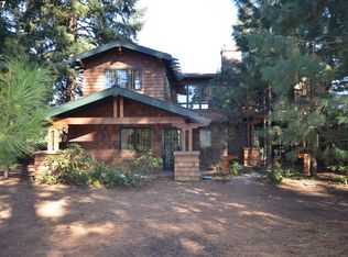 1001 3rd St, Hood River, OR 97031