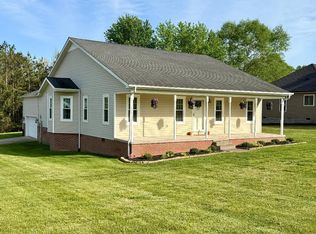 28 Lakepointe Dr, Corbin, KY 40701