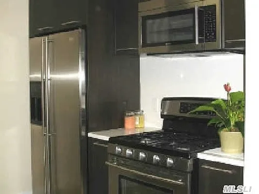 Sold by Prime Realty | media 19