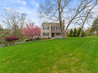 92 Old Hawleyville Rd, Bethel, CT 06801