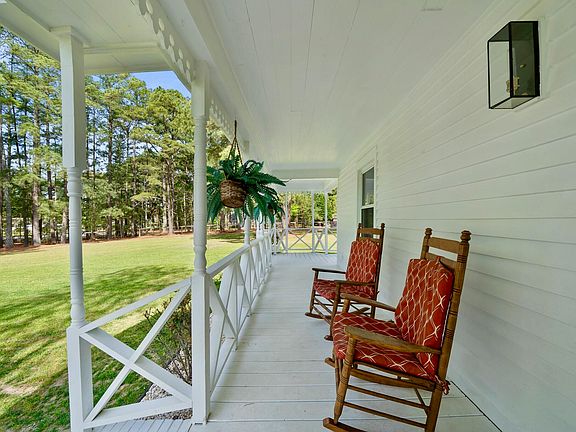8th image of 1505 Pendergrass Rd
