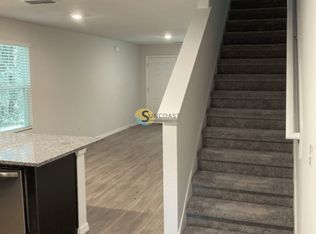 5671 110th St #2, Jacksonville, FL 32244