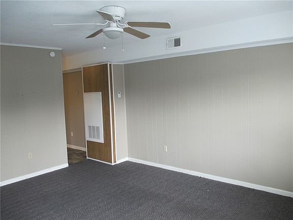 5th image of 401 Greenville St