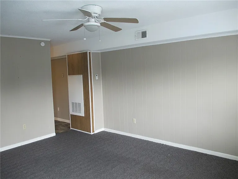 401 Greenville St — Photo 5