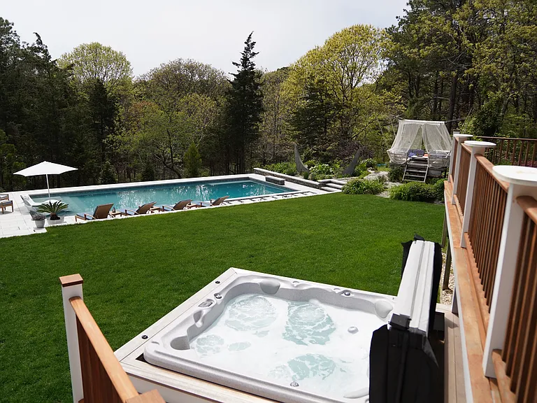 565 Montauk Hwy — Photo 25