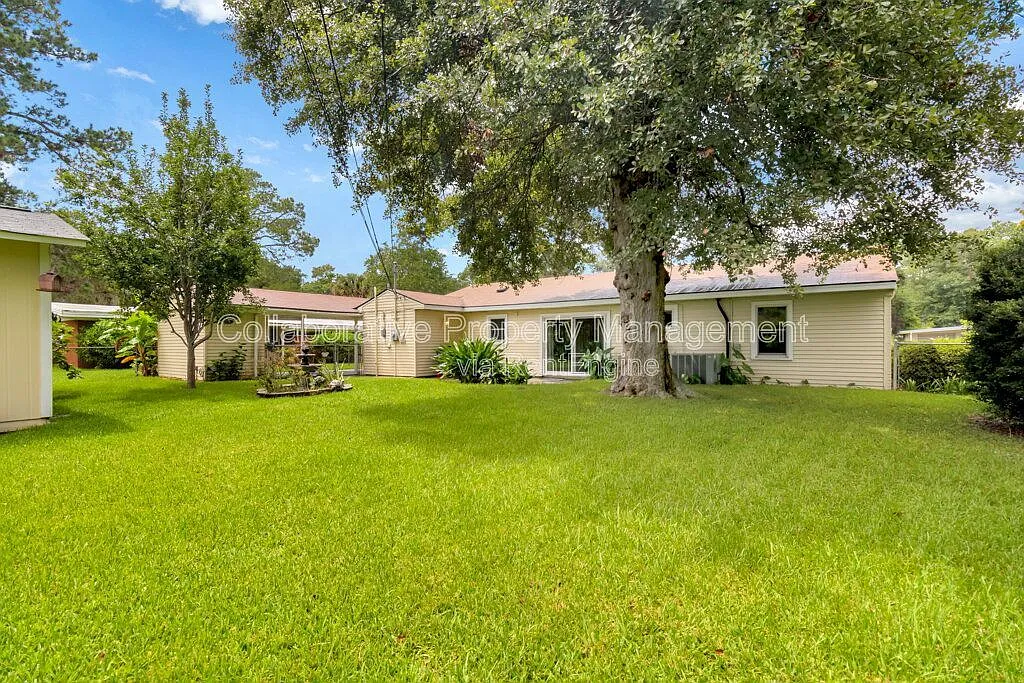 3 bed, 2.0 bath, 1508 sqft, $2,080 — Photo 4