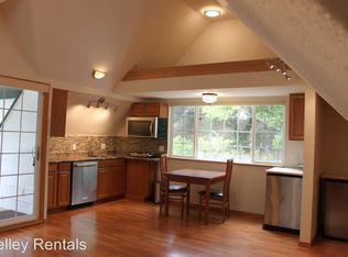 6748 Rutgers Dr, Sebastopol, CA 95472