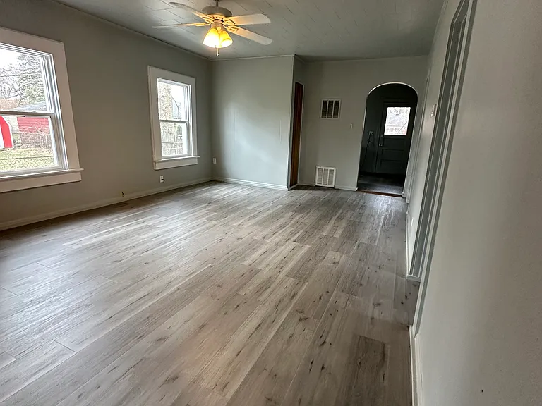 333 Deline Dr — Photo 16