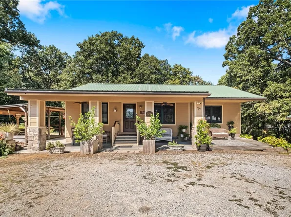 2271 Mally Wagnon Rd, Fayetteville, AR 72701