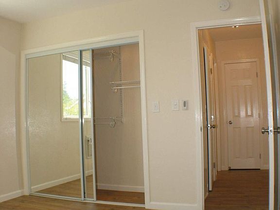 5th image of 3563 N E St #8338579