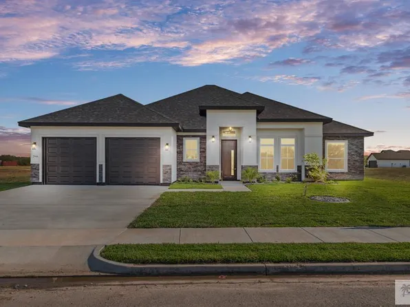 2906 Golden Bear Dr, Harlingen, TX 78550