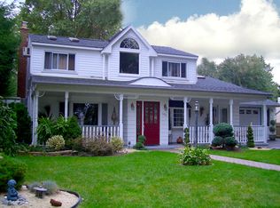 162 Periwinkle Rd, Levittown, NY 11756