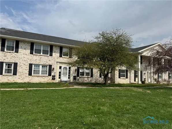 5530 Heatherdowns Blvd APT 2, Toledo, OH 43614