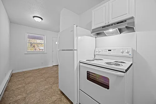 2415 Vesson Ave Photo 1