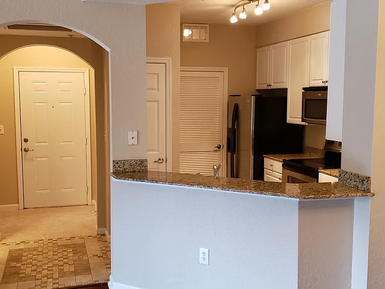 8539 Gate Pkwy W #437 — Photo 18