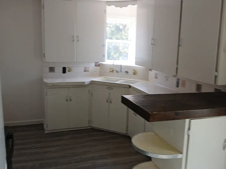 534 E Elm St #534 — Photo 5