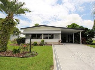 953 Tarrson Blvd, Lady Lake, FL 32159