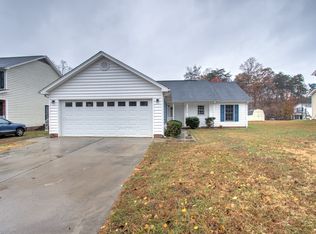 4460 Canaan Place Dr, Winston Salem, NC 27105