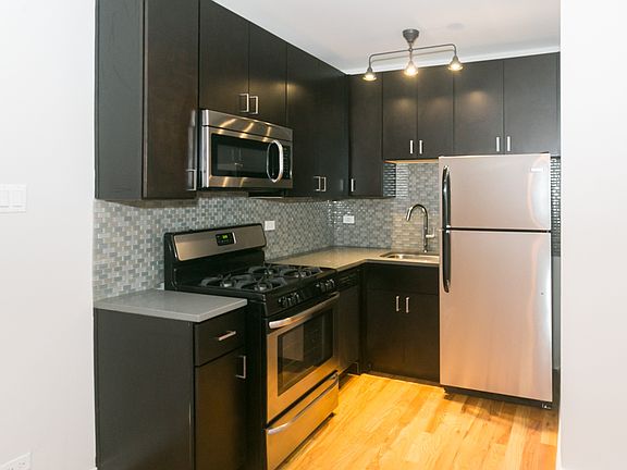 2nd image of 2420 N Kedzie Blvd APT 205