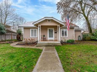409 SE J St, Grants Pass, OR 97526