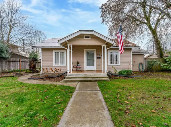 409 SE J St, Grants Pass, OR 97526