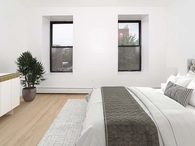 654 Putnam Ave #4B — Photo 3