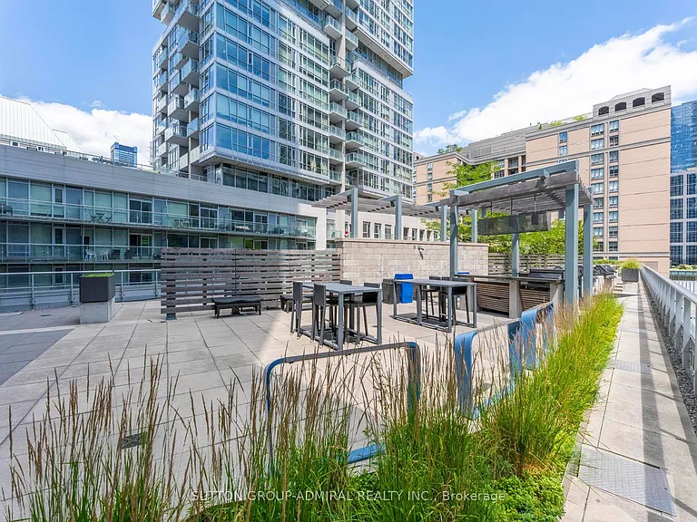 30 Nelson St #312 — Photo 34