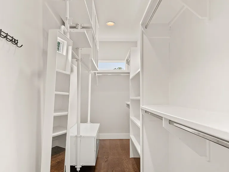 1724 6th Ave N #A — Photo 35
