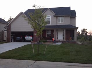 53870 Springwood Dr, South Lyon, MI 48178