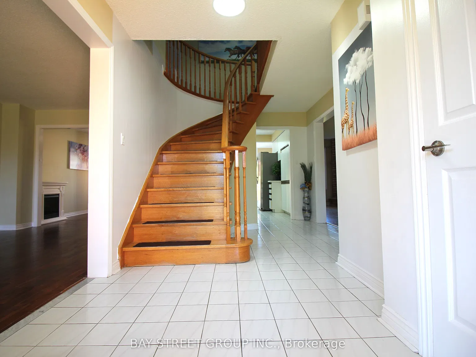 4 bed, $3,500 — Photo 3