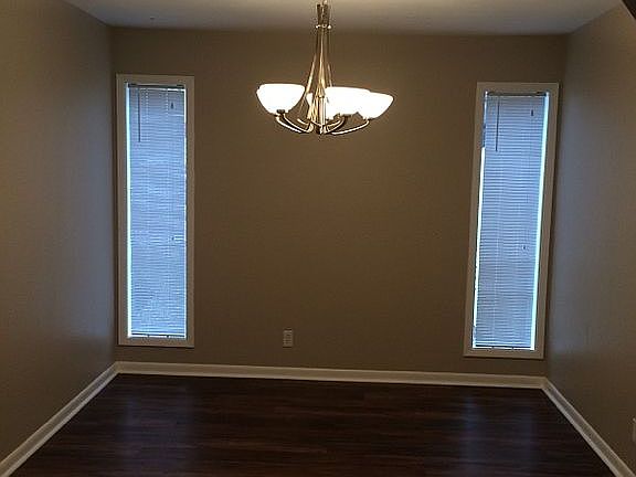 3rd image of 408 Antietam Dr